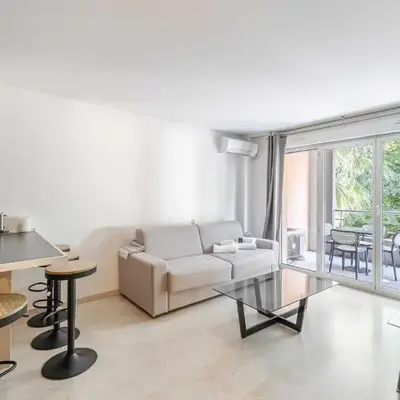 Magnificent apartment with parking - AC-balcony