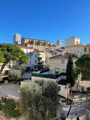 a view of a city with buildings and trees at CANNES SUQUET spacieux studio in Cannes