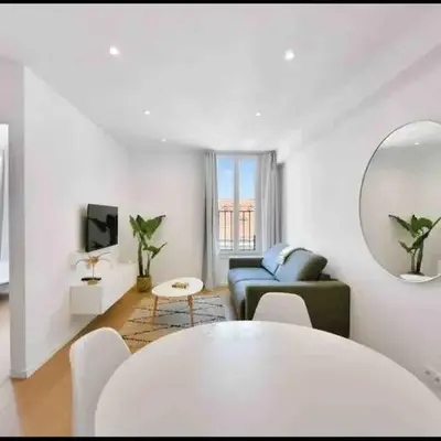Beautiful 2-room apartment on the Croisette in Cannes