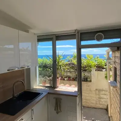 CANNES RIVAGE bord de mer
